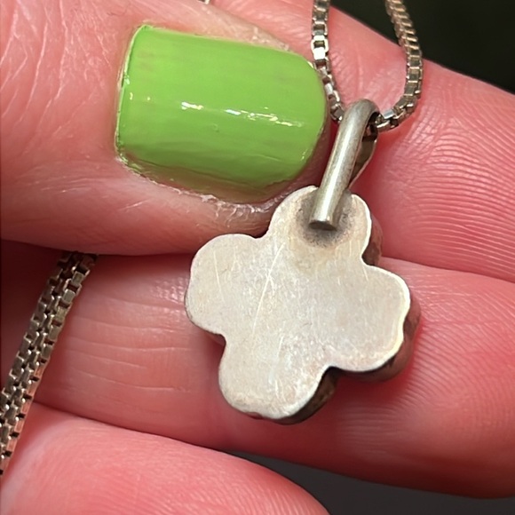 Native American Turquoise Shell Sterling Silver Dogwood Flower Pendant Necklace - Picture 6 of 6